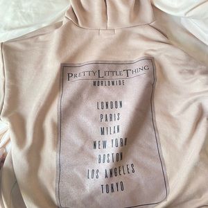 PRETTYLITTLETHING Hoodie